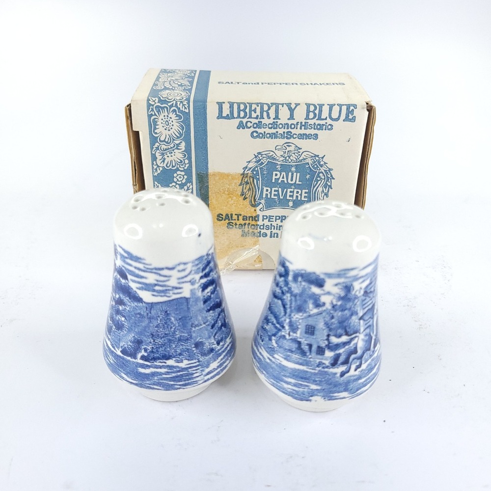 Liberty Blue Staffordshire Colonial Paul Revere Salt And Pepper Shakers In Box